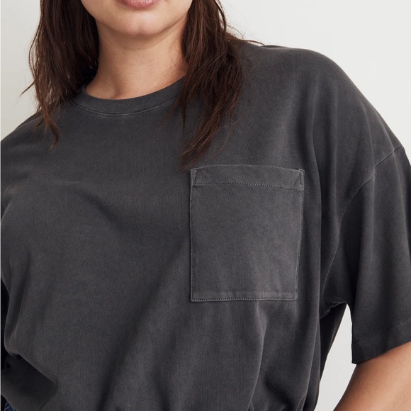 Madewell Garmet-Dyed Oversized Pocket Tee - Picture 2 of 3